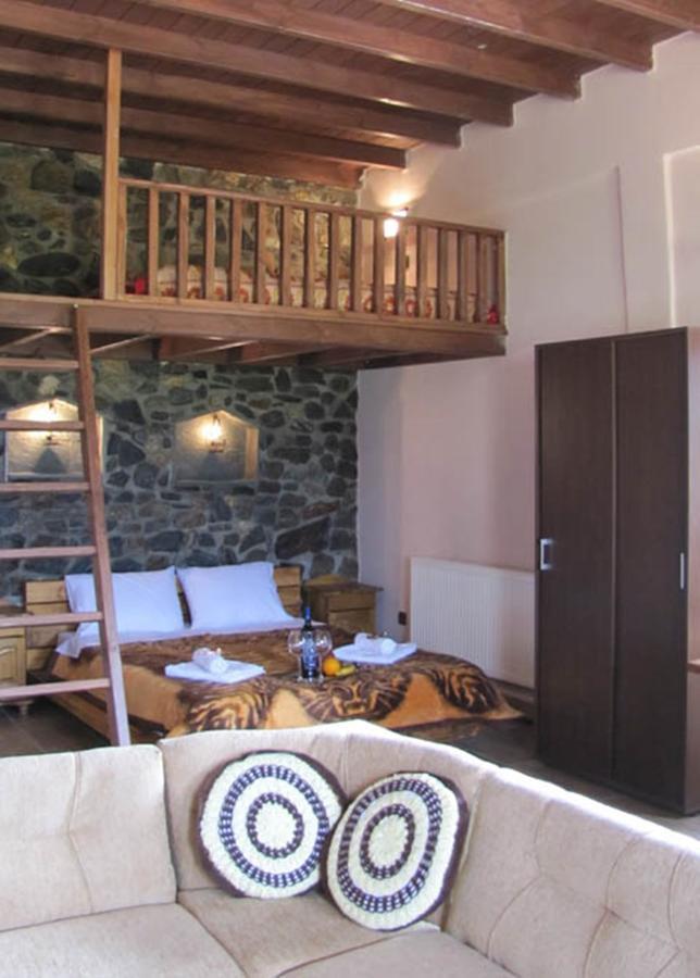 Ihnilatis Bed and Breakfast Kerkíni Buitenkant foto
